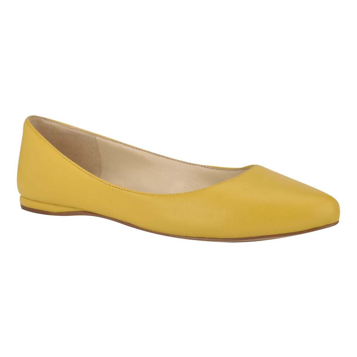 Nine West Speakup Almond Toe Amarillo | 8752NQKLU