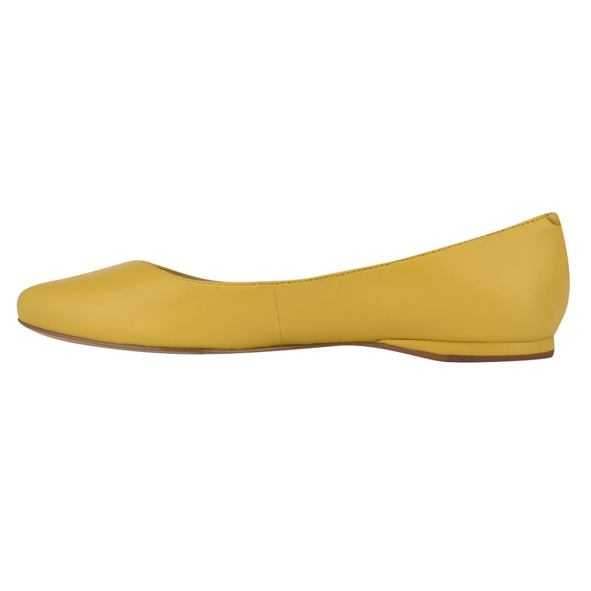 Nine West Speakup Almond Toe Amarillo | 8752NQKLU