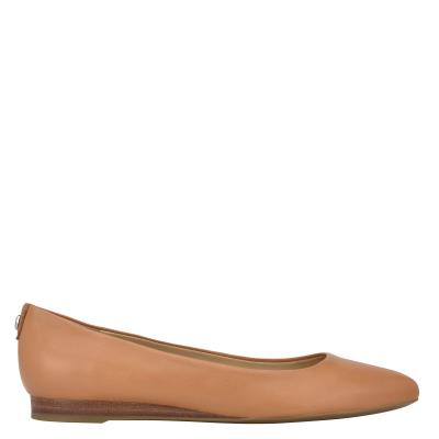 Nine West Ferdi 9x9 Pointy Toe Beige | 5048QPCKM